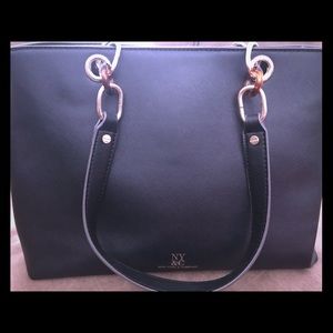 *SOLD* New York & Co purse